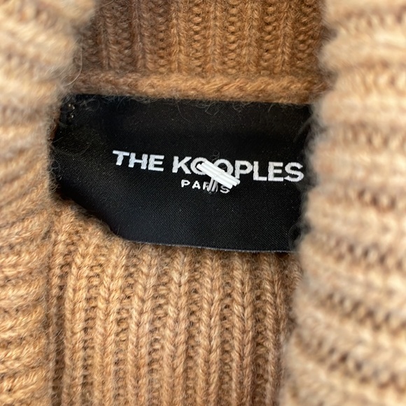 The Koppels WOOL CASHMERE SIDE SPLIT LONG TURTLENECK SWEATER IN CAMEL size 1 - Picture 6 of 10
